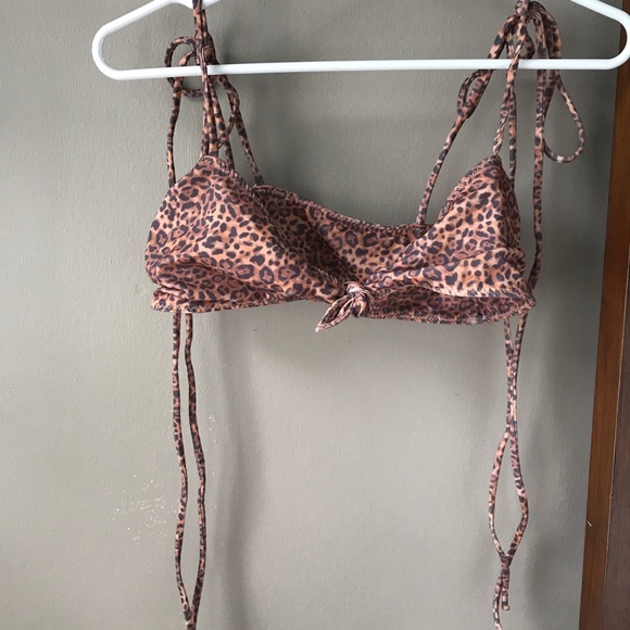 TALIE GOLDS cheetah swim top - Picture 2 of 3